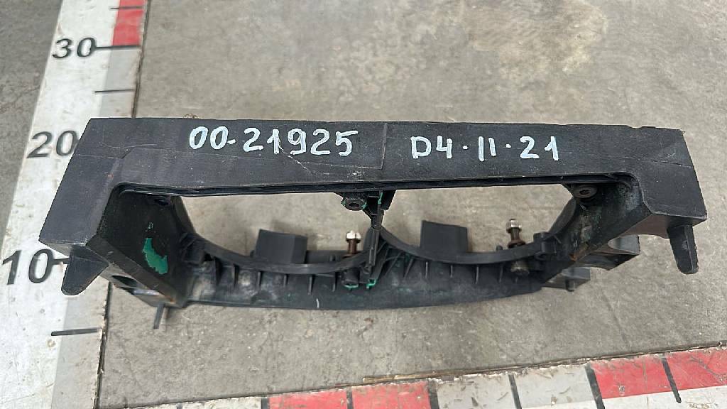 Корпус левой противотуманной фары б/у