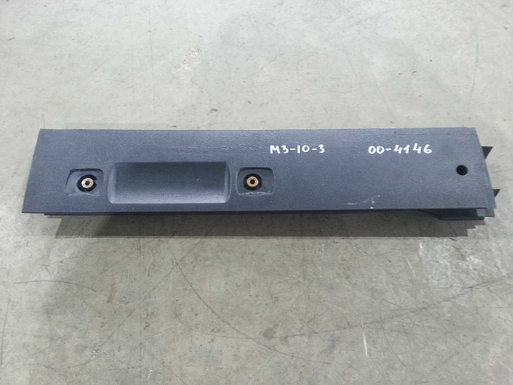 Накладка кабины б/у