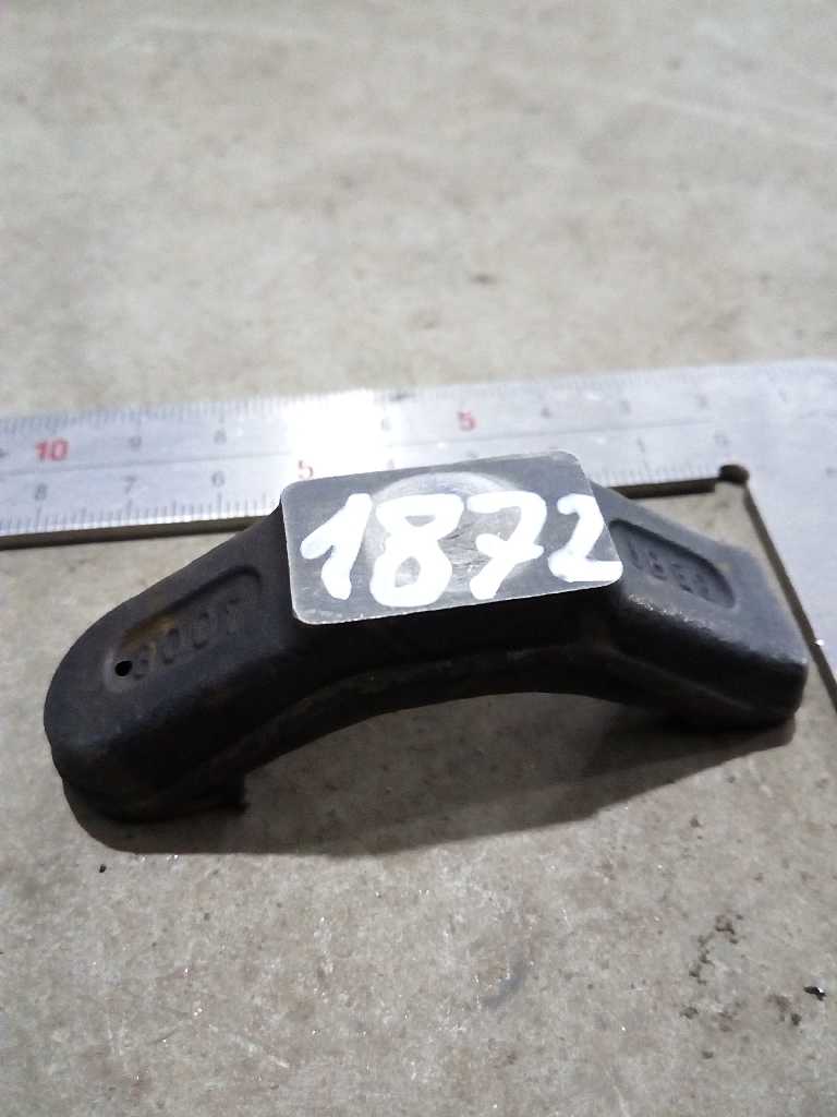 Перемычка впускных клапанов D2866 б/у