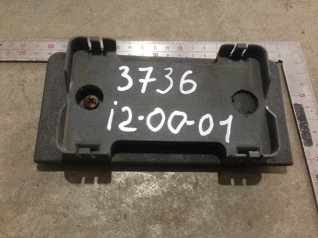 Кронштейн пульта управления подвеской б/у