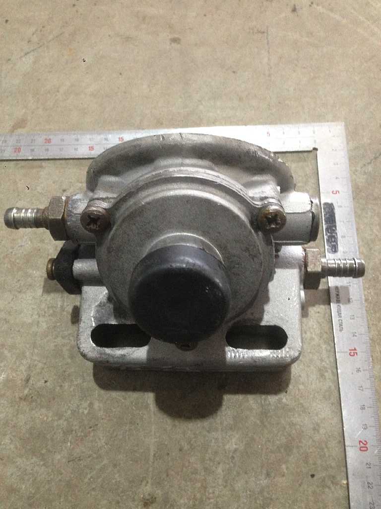 Кронштейн топливного фильтра б/у