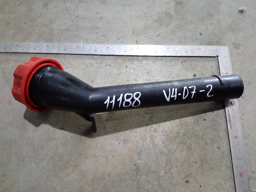 Горловина маслозаливная D9B б/у