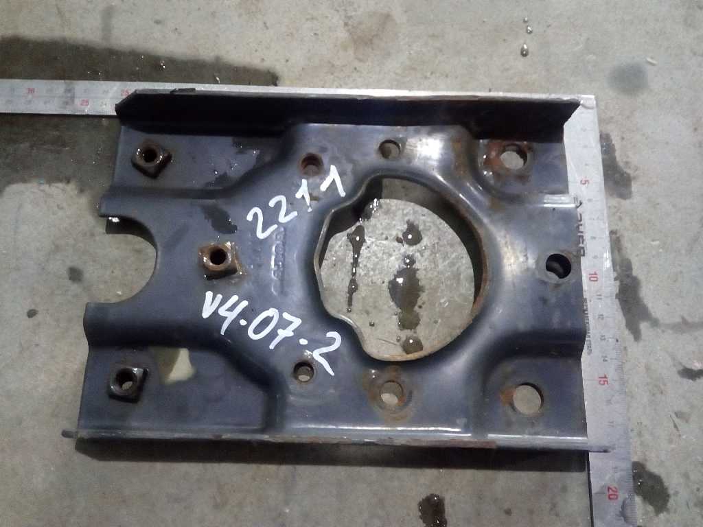 Кронштейн фары б/у