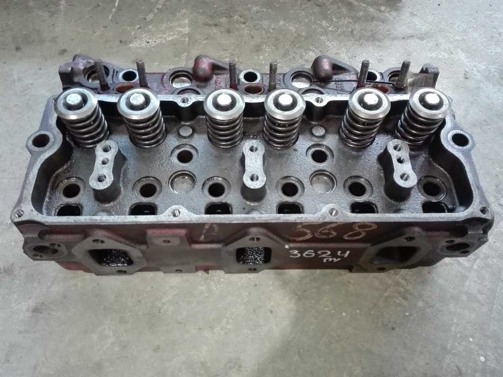 Головка блока цилиндров 8210.42L б/у