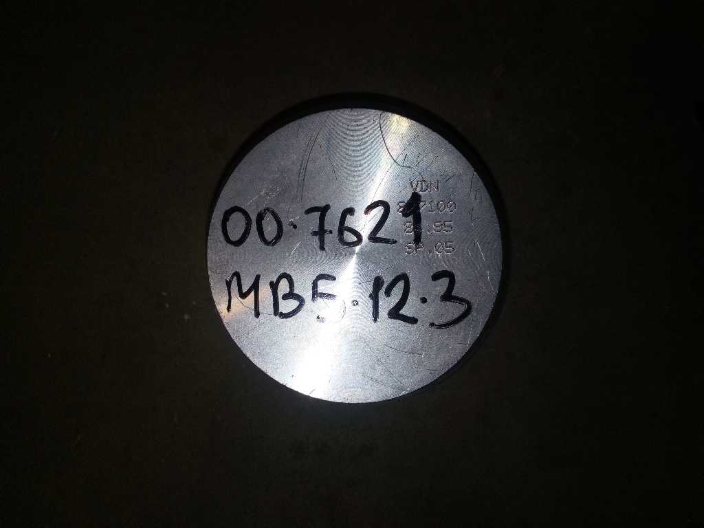 Поршень воздушного компрессора OM457 б/у