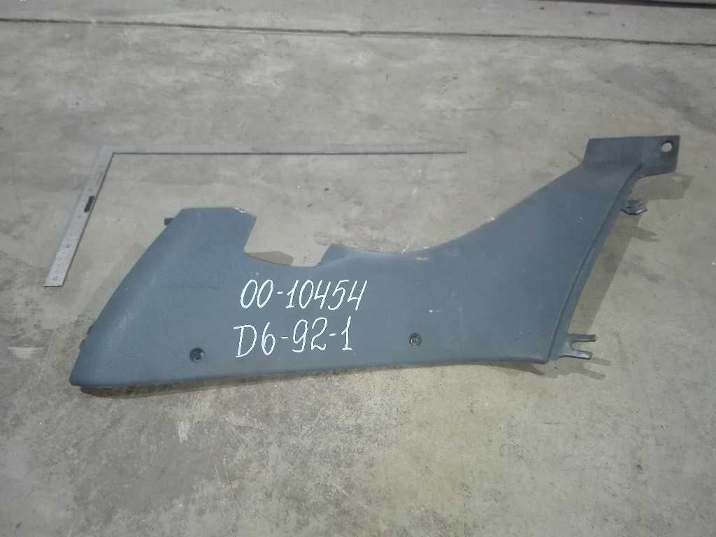 Накладка панели приборов левая б/у