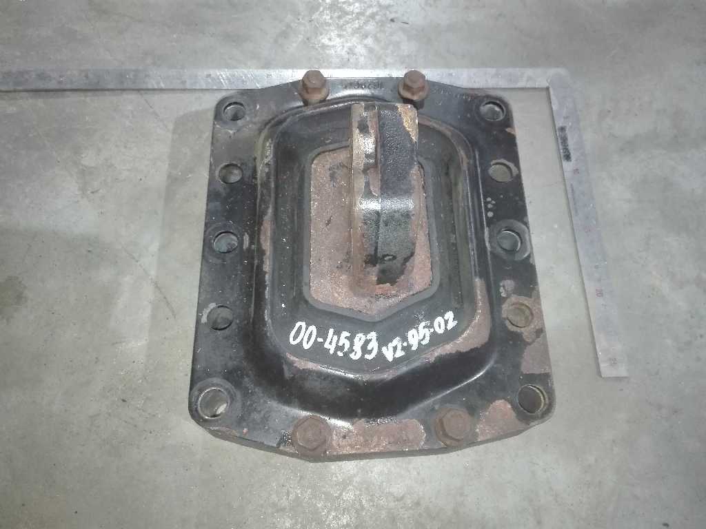 Подушка двигателя задняя б/у